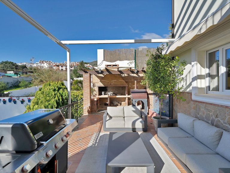 Villa for Sale in Benalmadena, Malaga 13