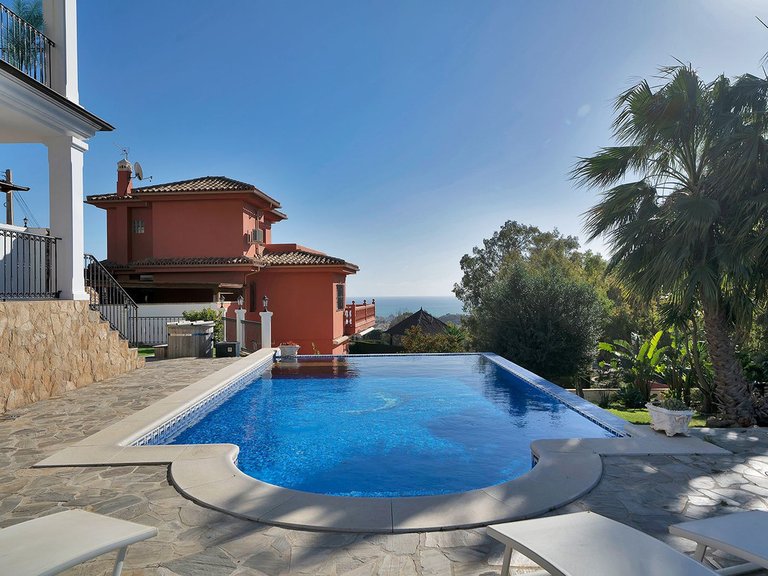 Villa for Sale in Benalmadena, Malaga 43
