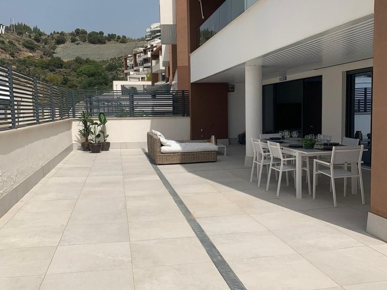 Apartment for Sale in La Quinta, Malaga 6