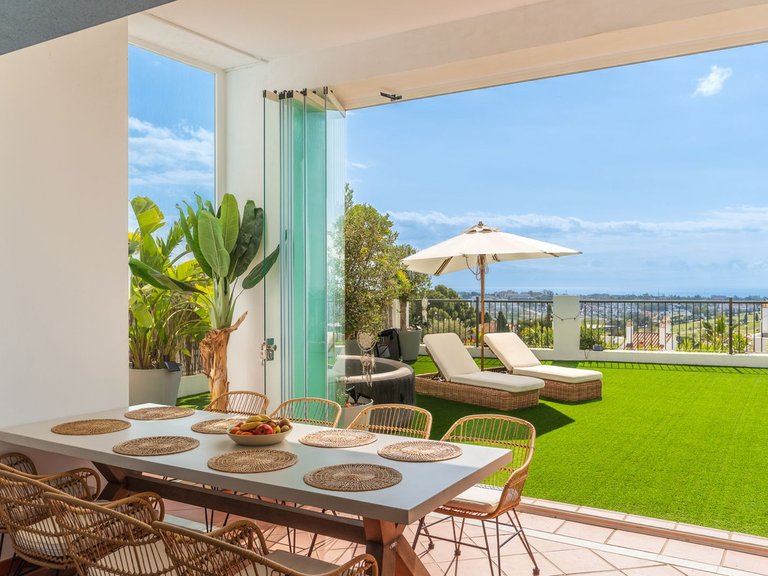Apartment for Sale in Benahavís, Malaga 16