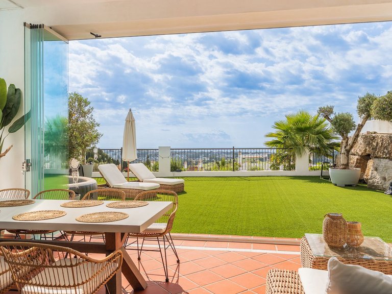 Apartment for Sale in Benahavís, Malaga 17