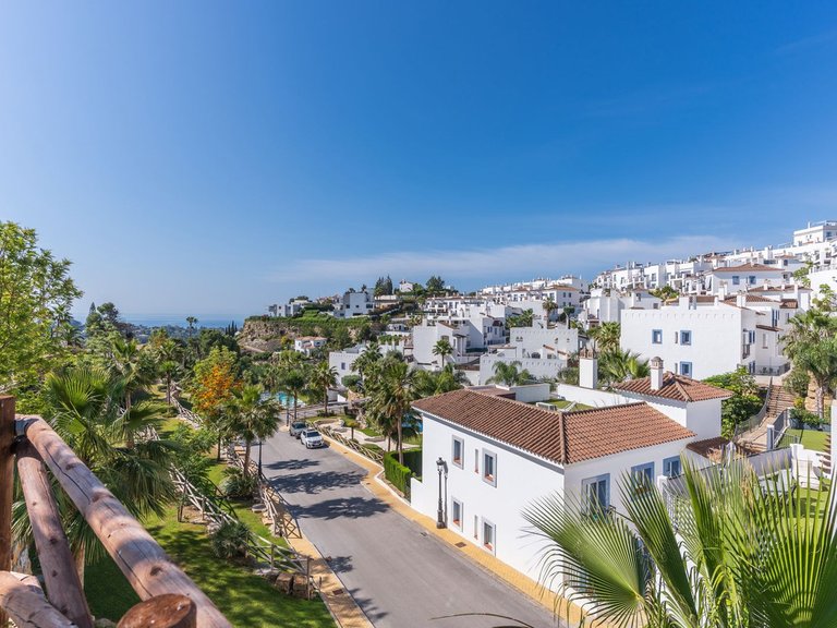 Apartment for Sale in Benahavís, Malaga 25