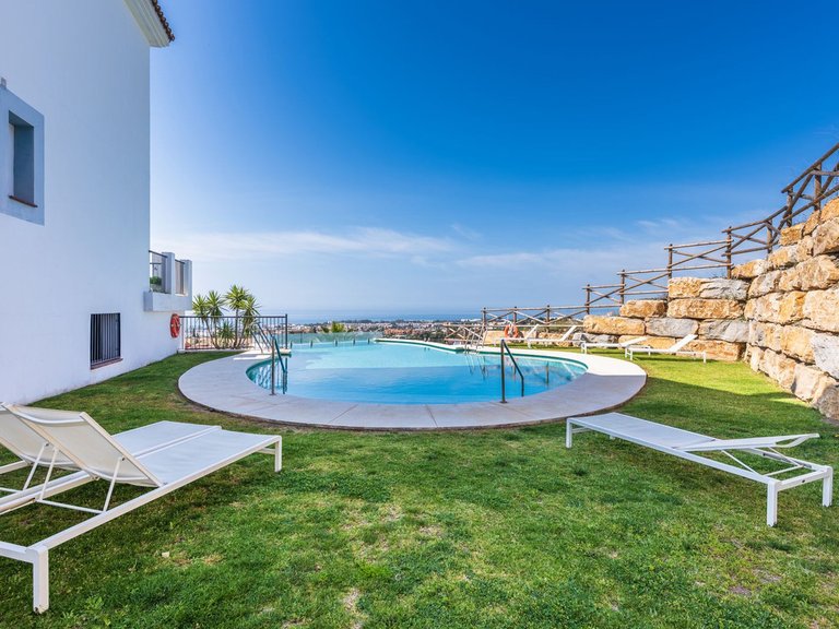 Apartment for Sale in Benahavís, Malaga 34