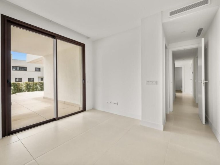 Apartment for Sale in Fuengirola, Malaga 13