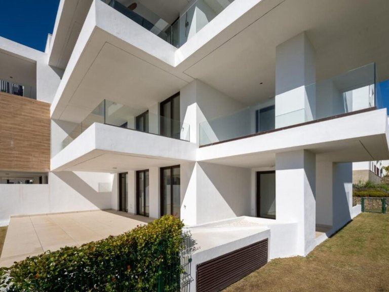Apartment for Sale in Fuengirola, Malaga 2