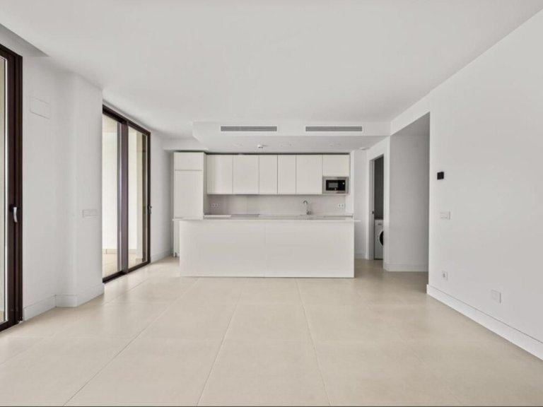 Apartment for Sale in Fuengirola, Malaga 8