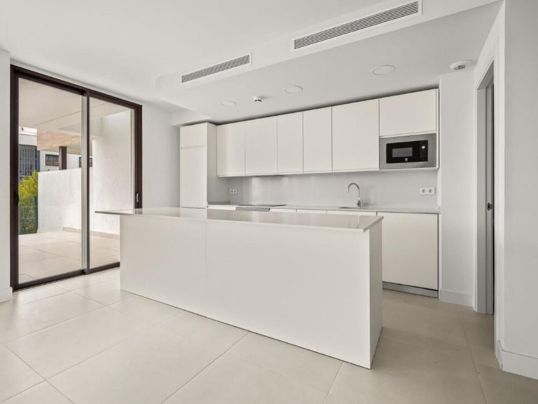 Apartment for Sale in Fuengirola, Malaga 9