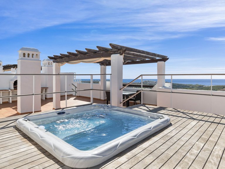 Apartment for Sale in Doña Julia, Malaga 2
