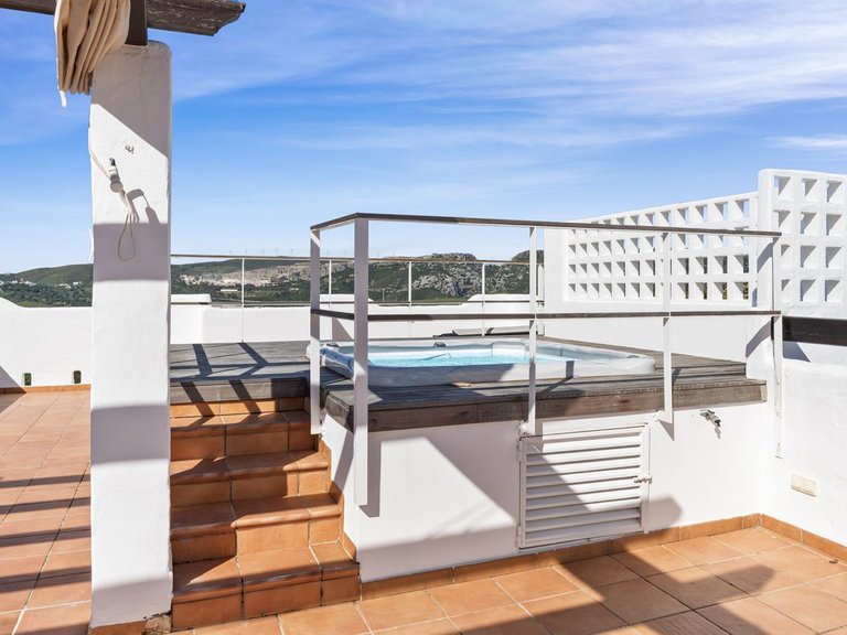 Apartment for Sale in Doña Julia, Malaga 22