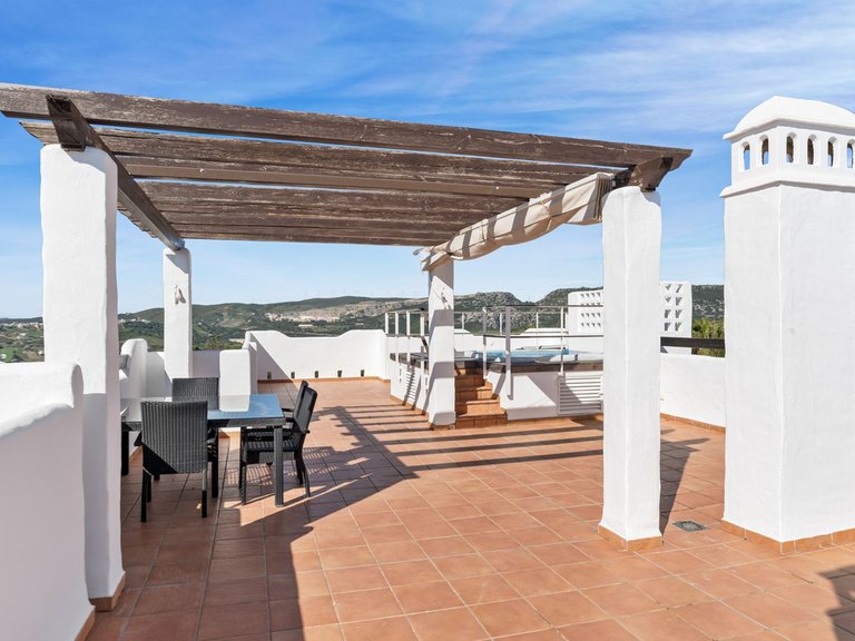 Apartment for Sale in Doña Julia, Malaga 3