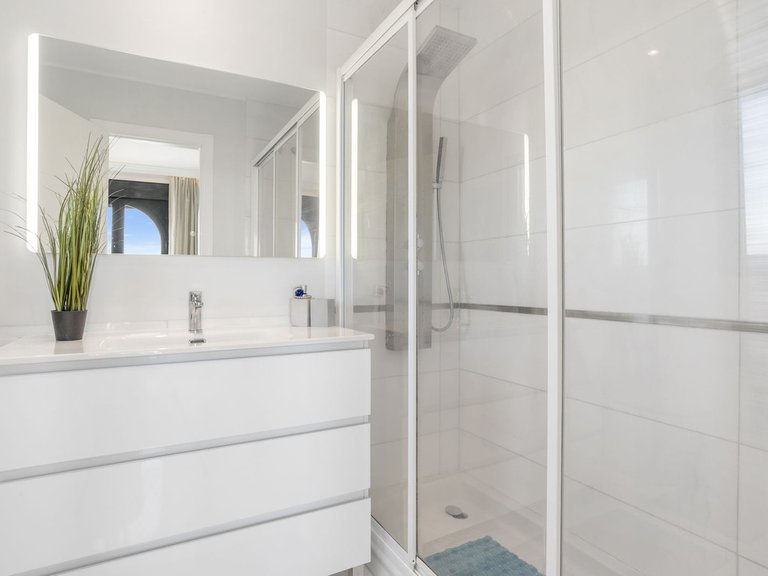 Apartment for Sale in Doña Julia, Malaga 33