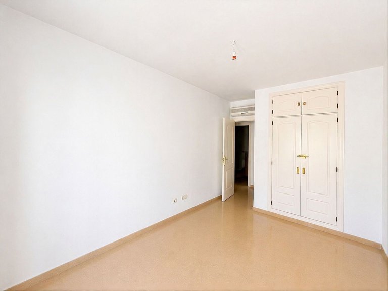 Apartment for Sale in San Luis De Sabinillas, Malaga 6