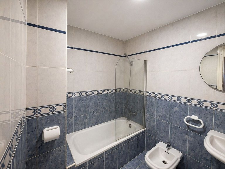 Apartment for Sale in San Luis De Sabinillas, Malaga 8