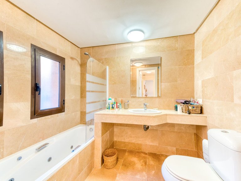 Apartment for Sale in La Duquesa, Malaga 21