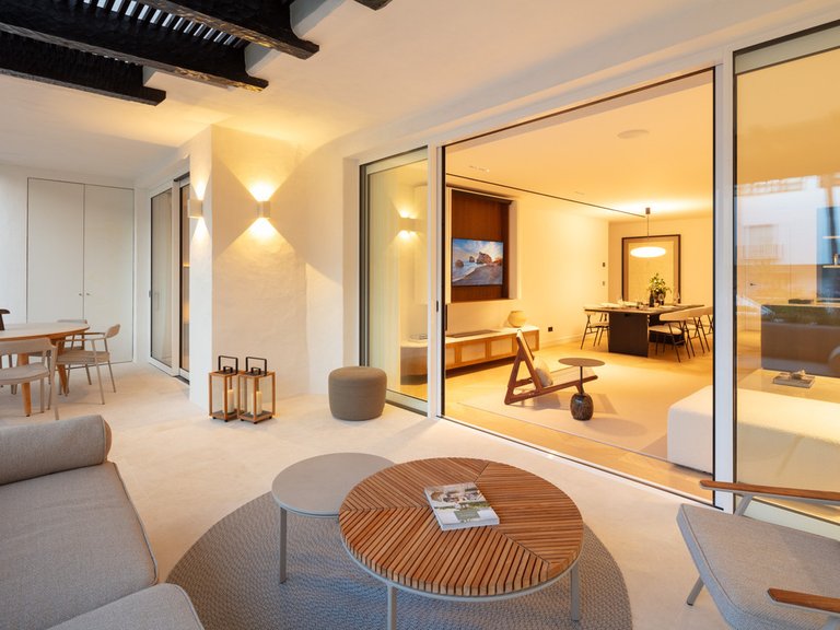 Apartment for Sale in The Golden Mile, Malaga 10