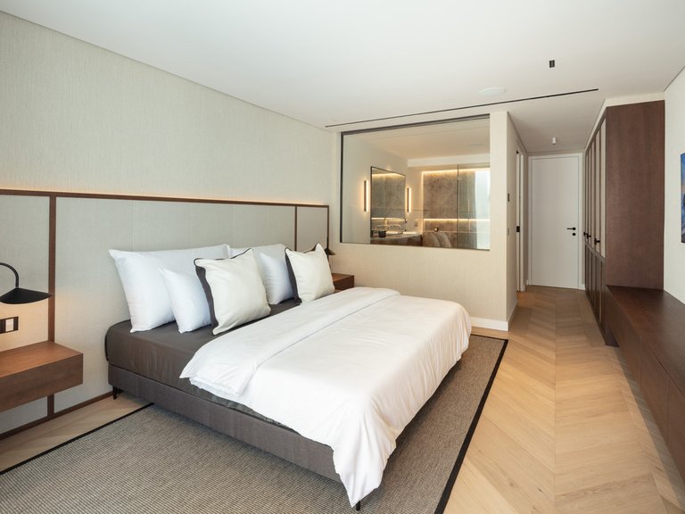 Apartment for Sale in The Golden Mile, Malaga 20