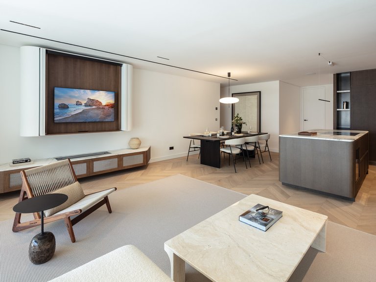 Apartment for Sale in The Golden Mile, Malaga 4