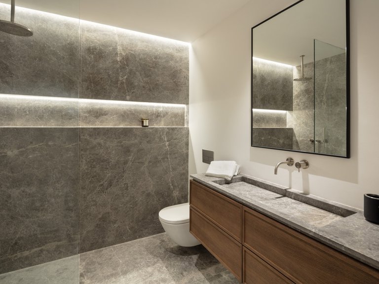 Apartment for Sale in The Golden Mile, Malaga 9