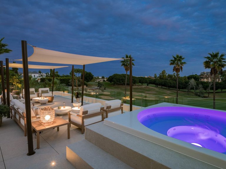 Villa for Sale in Marbella, Malaga 4