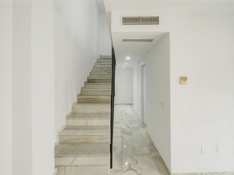 Apartment for Sale in Benalmadena Costa, Malaga 19