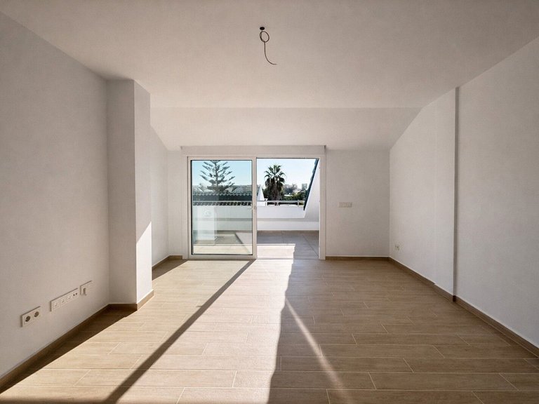 Apartment for Sale in Fuengirola, Malaga 8