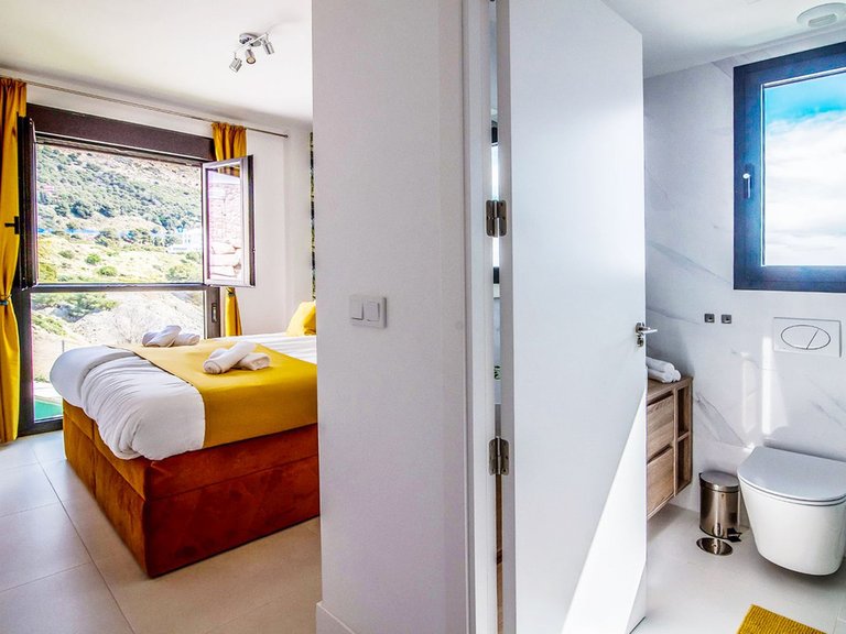 Apartment for Sale in Fuengirola, Malaga 10
