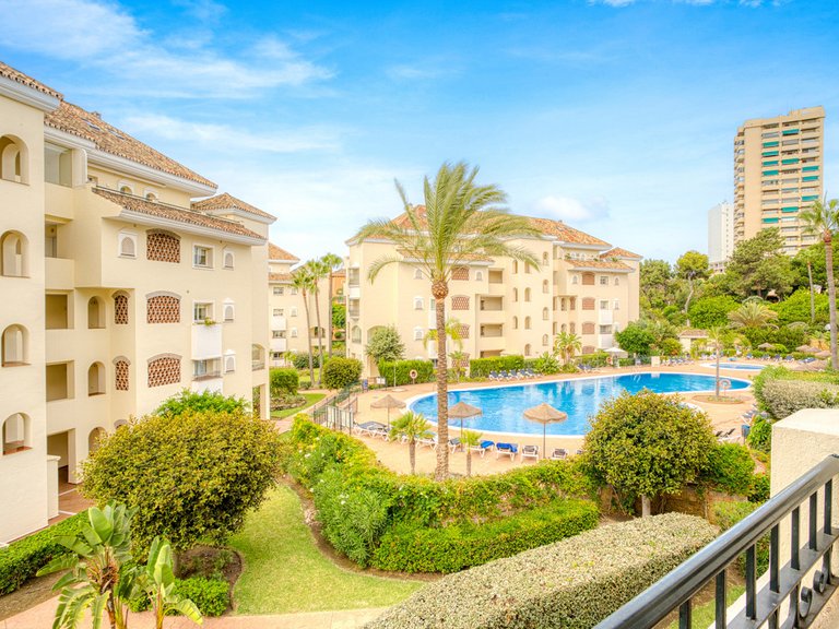 Apartment for Sale in Elviria, Malaga 2