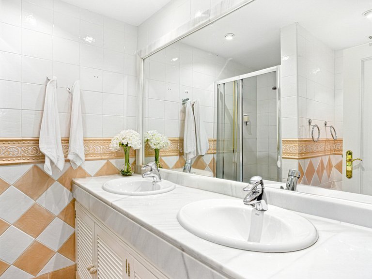 Apartment for Sale in Elviria, Malaga 21
