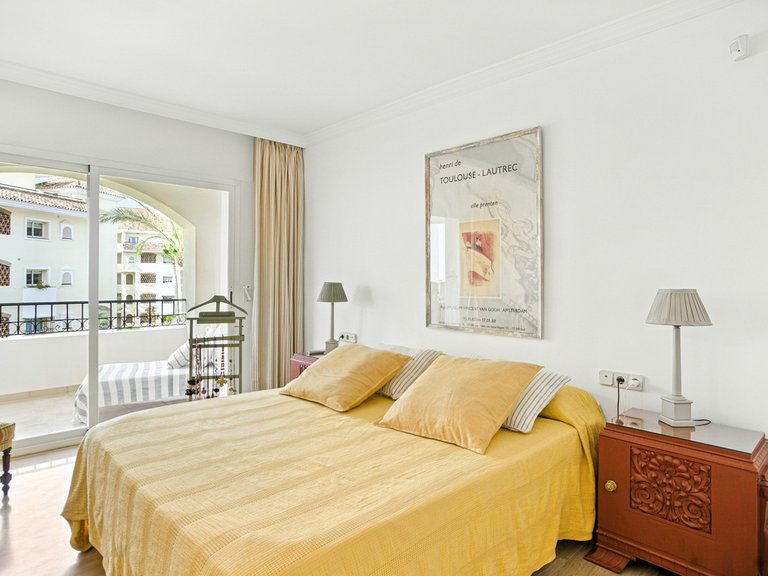 Apartment for Sale in Elviria, Malaga 8