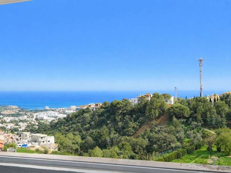 Apartment for Sale in Benalmadena, Malaga 2