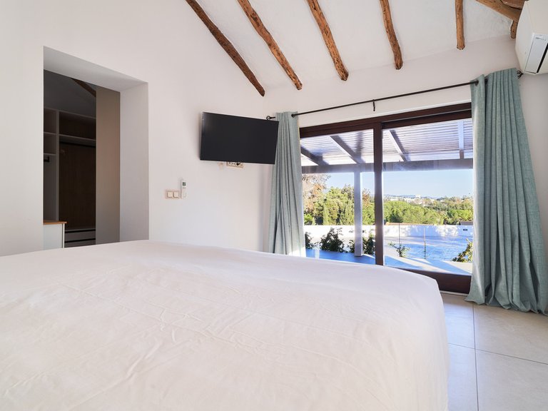 Villa for Sale in San Pedro De Alcántara, Malaga 29