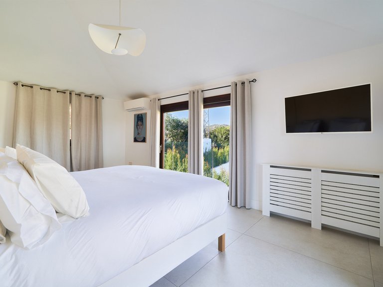 Villa for Sale in San Pedro De Alcántara, Malaga 36