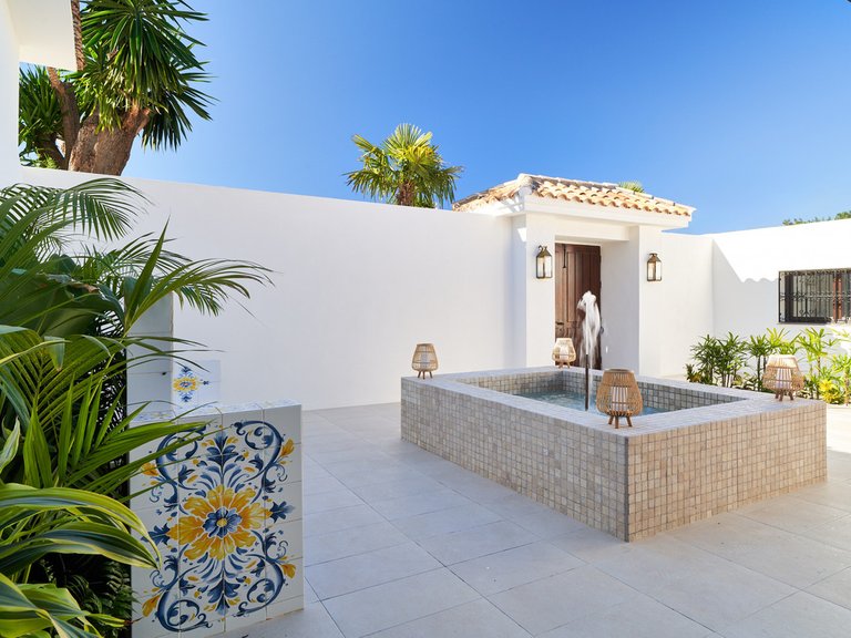 Villa for Sale in San Pedro De Alcántara, Malaga 44