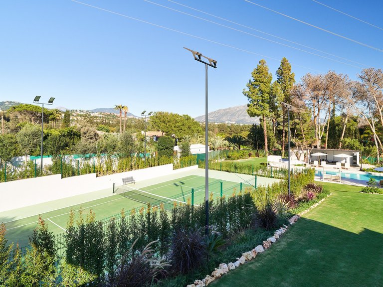 Villa for Sale in San Pedro De Alcántara, Malaga 56