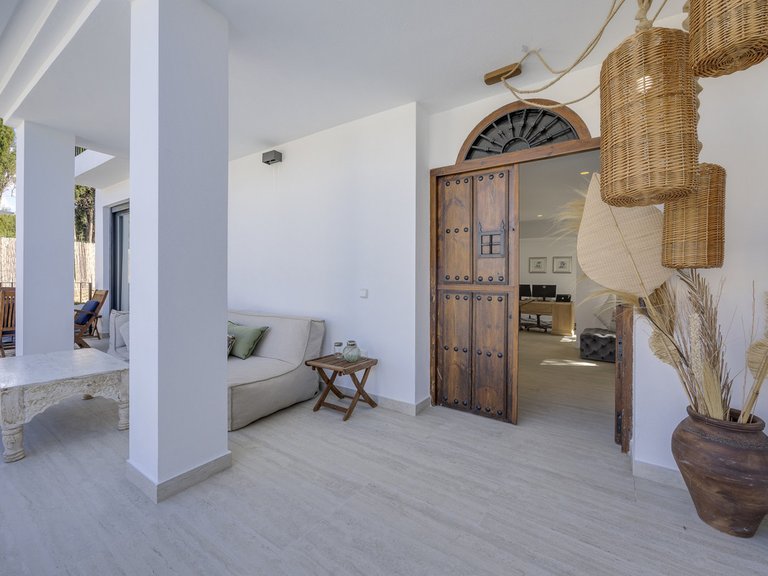 Villa for Sale in Guadalmina Alta, Malaga 11