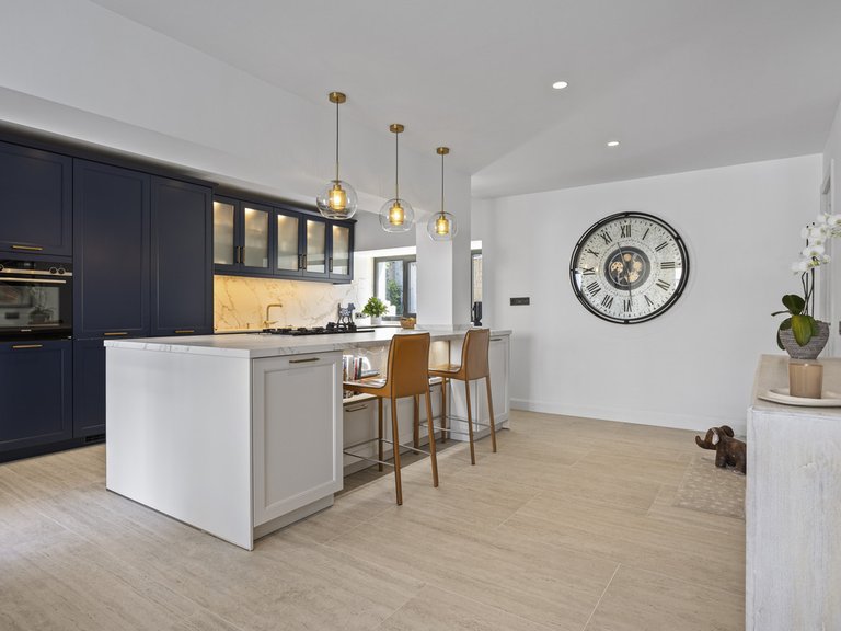 Villa for Sale in Guadalmina Alta, Malaga 22