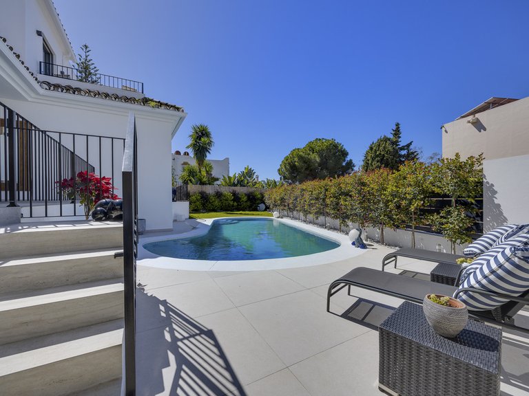 Villa for Sale in Guadalmina Alta, Malaga 3