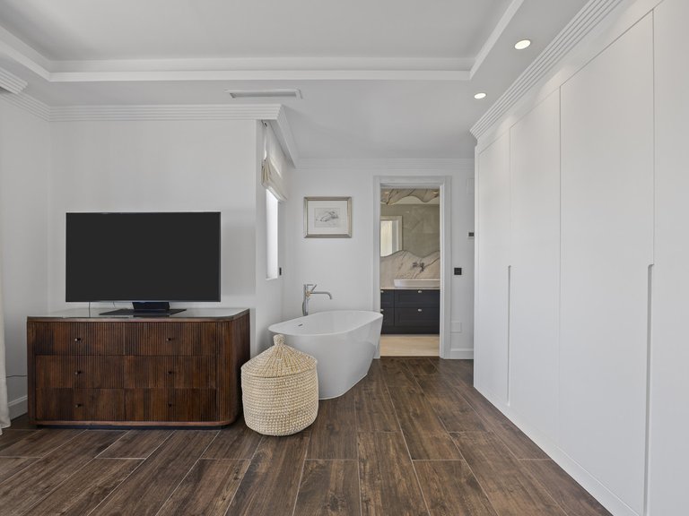 Villa for Sale in Guadalmina Alta, Malaga 39