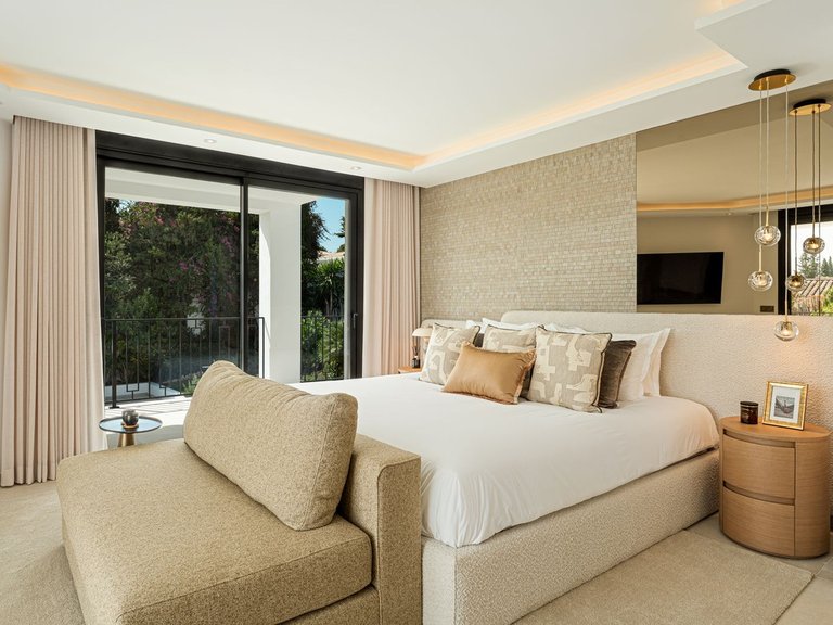 Villa for Sale in Marbella, Malaga 19