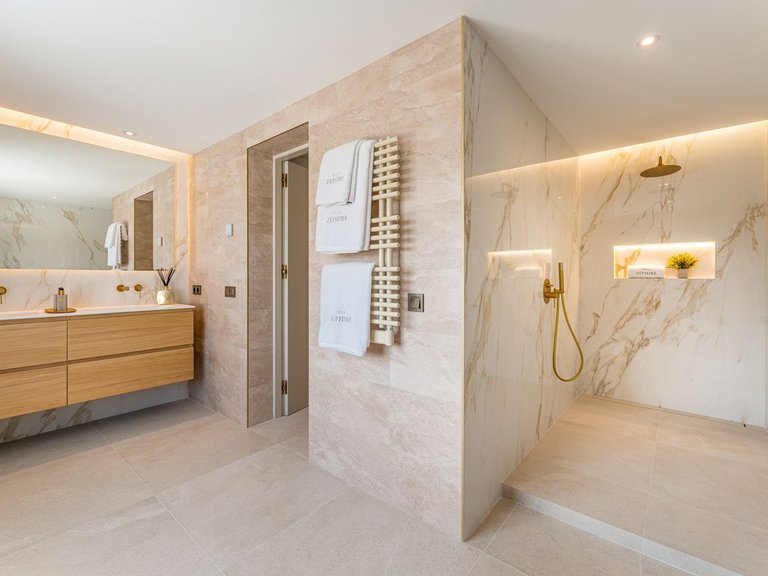 Villa for Sale in Marbella, Malaga 23