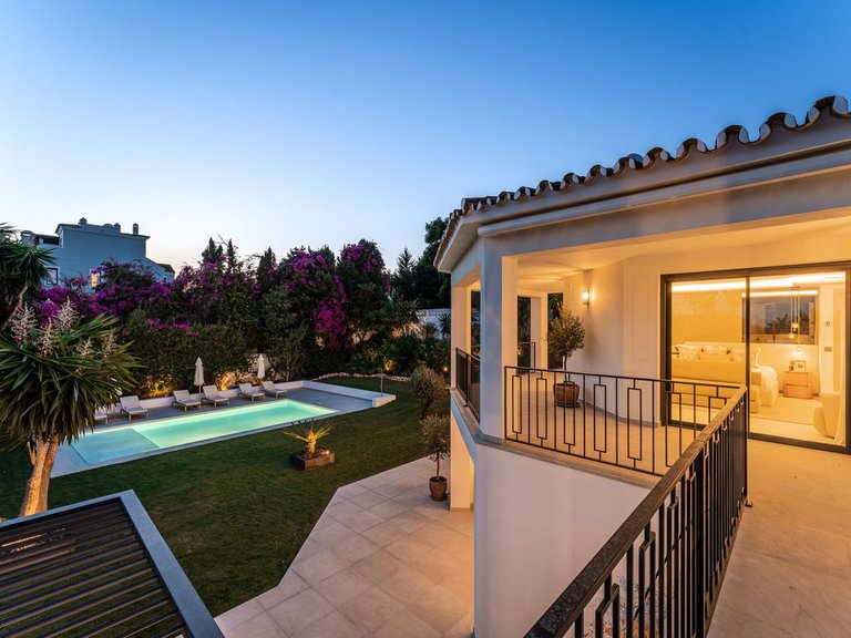 Villa for Sale in Marbella, Malaga 45