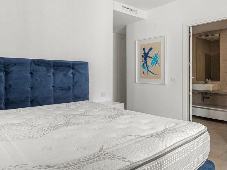 Apartment for Sale in Benalmadena Costa, Malaga 19