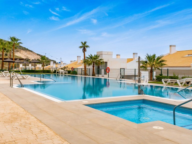 Apartment for Sale in Benalmadena Costa, Malaga 31