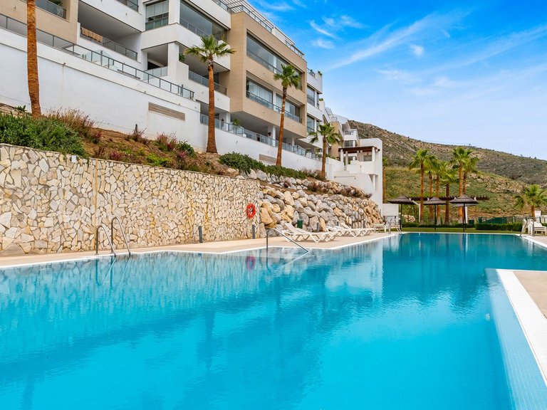 Apartment for Sale in Benalmadena Costa, Malaga 32