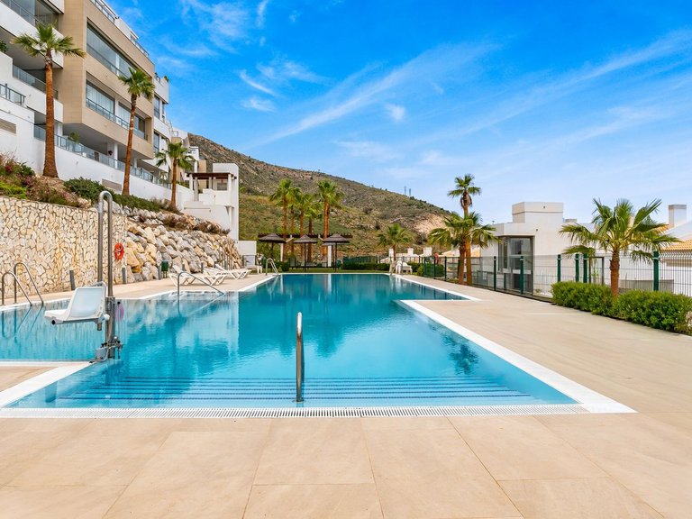 Apartment for Sale in Benalmadena Costa, Malaga 34