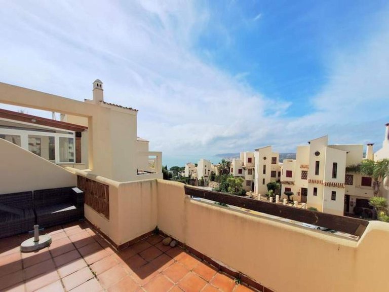 Apartment for Sale in Casares, Malaga 8