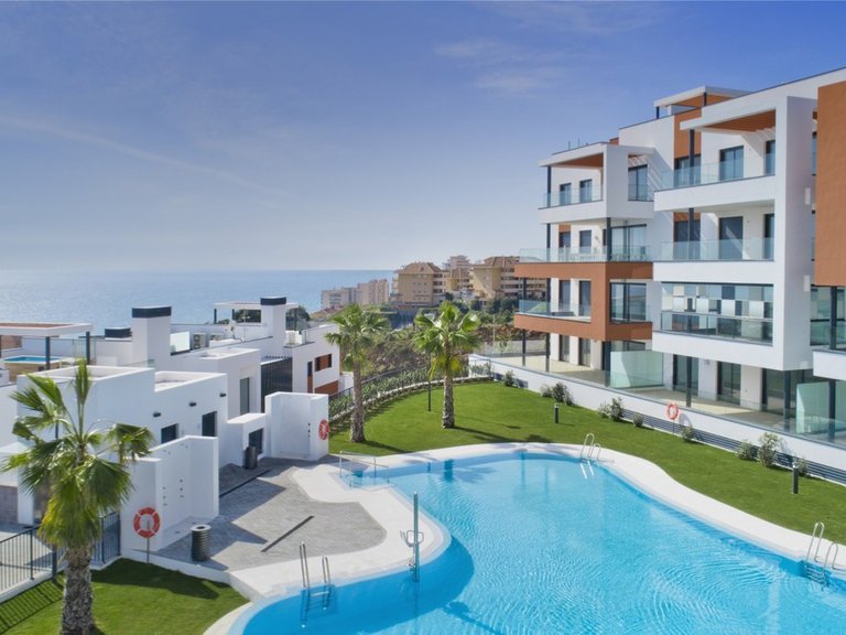 Apartment for Sale in Costa del Sol Fuengirola, Malaga 1