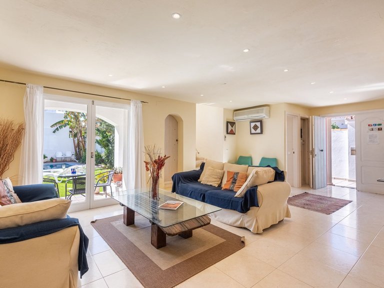 Villa for Sale in San Pedro De Alcántara, Malaga 3