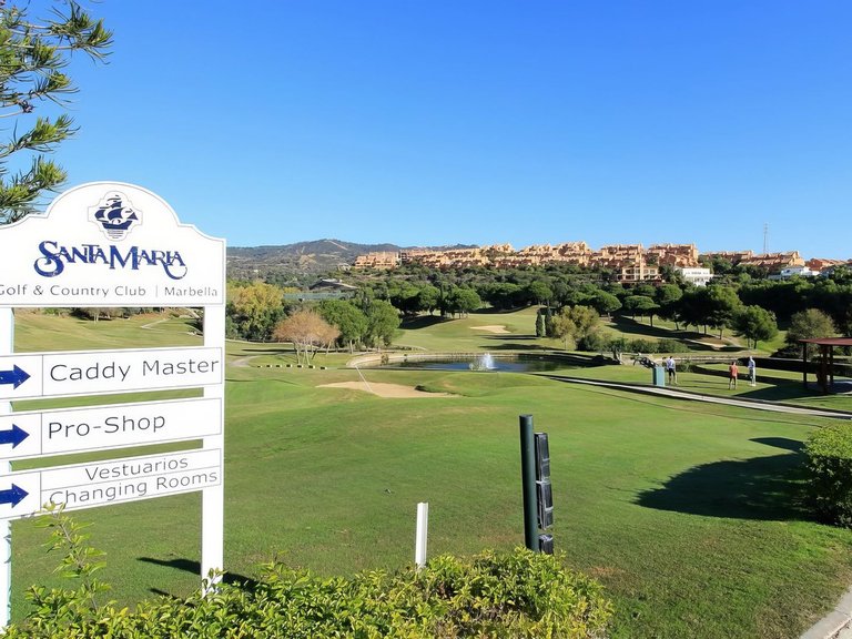 Apartment for Sale in Elviria, Malaga 2