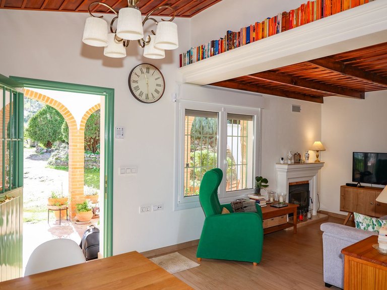 Villa for Sale in Alhaurín El Grande, Malaga 38